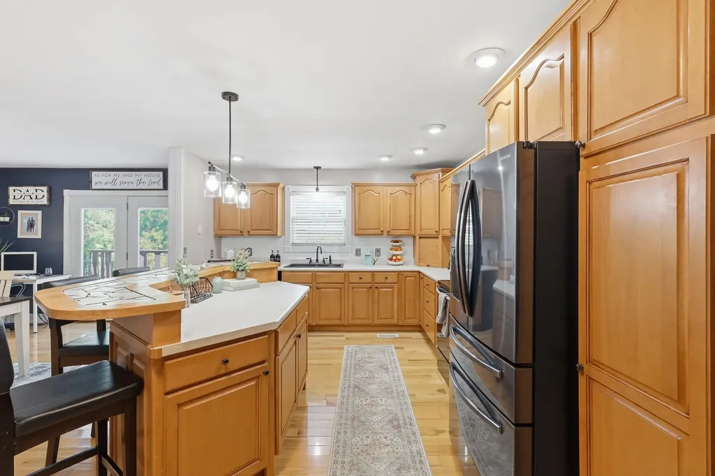 60 Crooked Hill Road London KY 40741