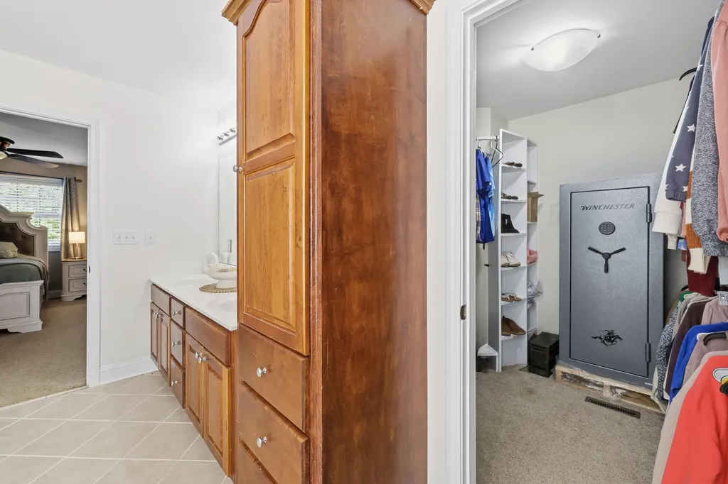 60 Crooked Hill Road London KY 40741