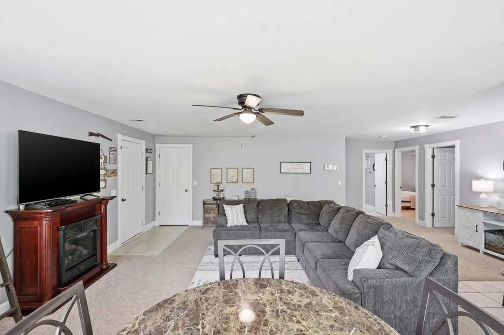 60 Crooked Hill Road London KY 40741