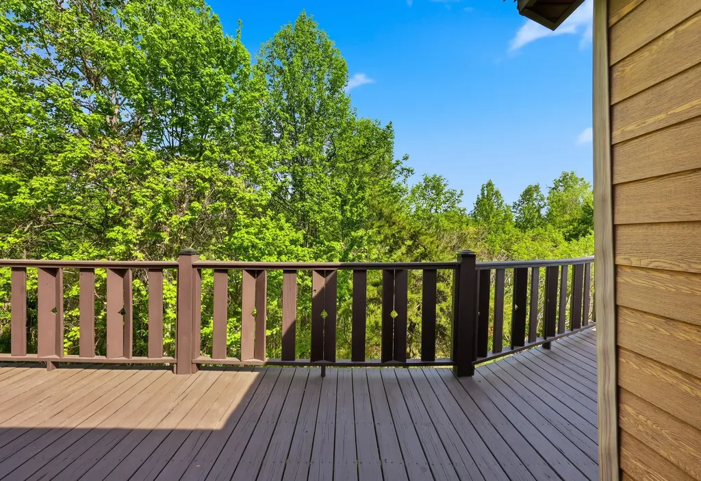 60 Crooked Hill Road London KY 40741