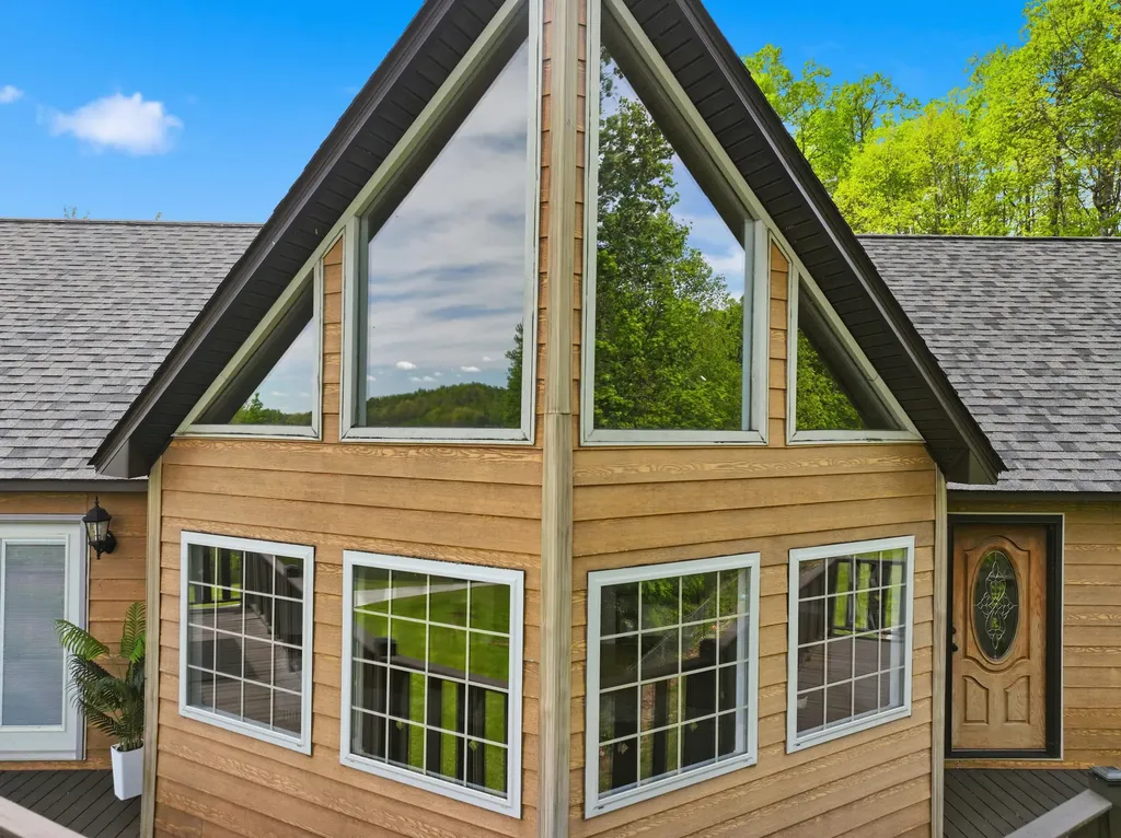 60 Crooked Hill Road London KY 40741
