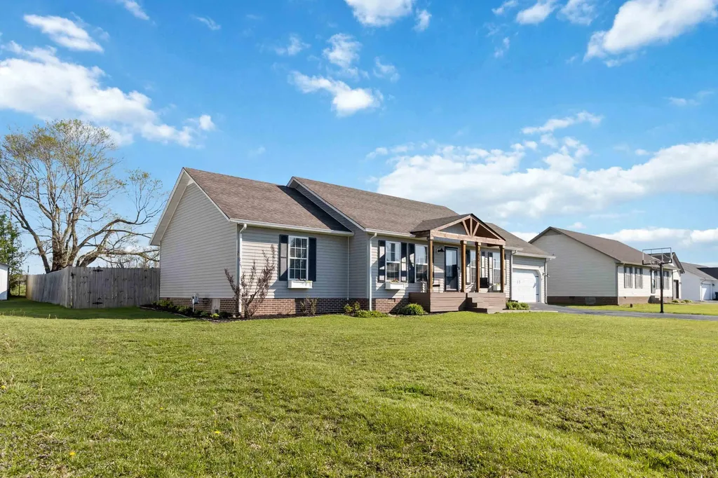 252 Brookside Drive London KY 40744