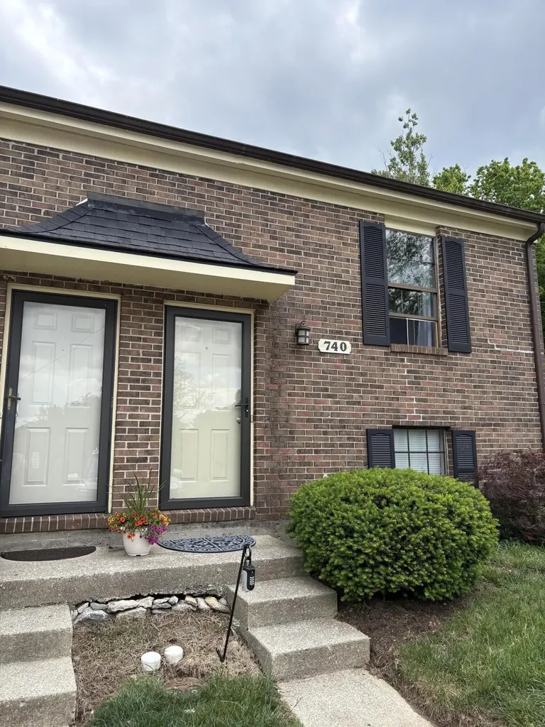 740 Spring Meadows Drive Lexington KY 40504