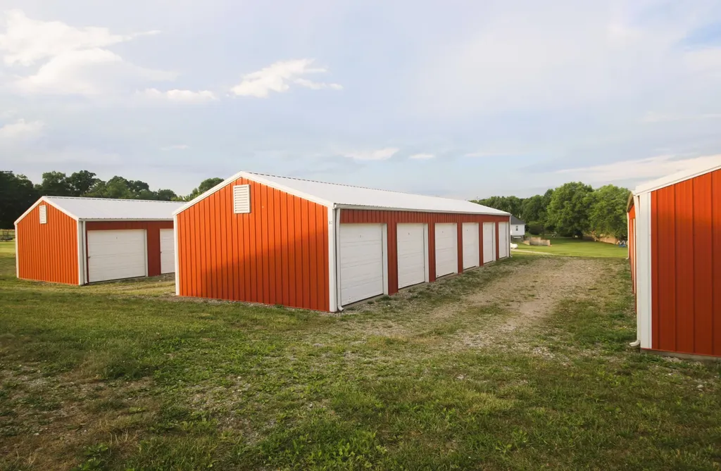 5689 State Highway 290 Mckee KY 40447