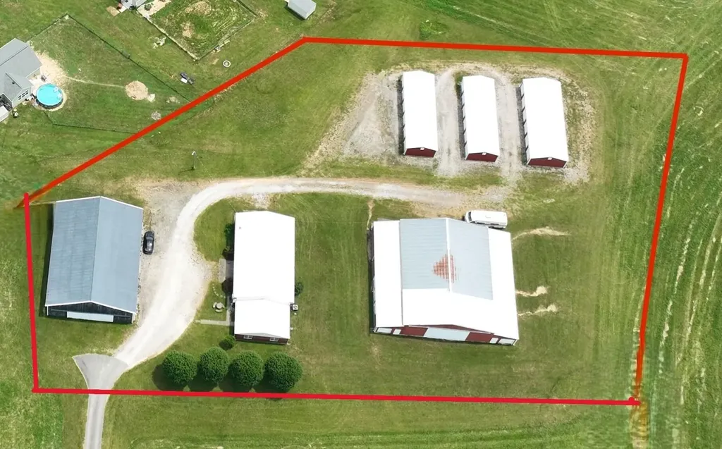 5689 Kentucky 290 Child Mckee KY 40447