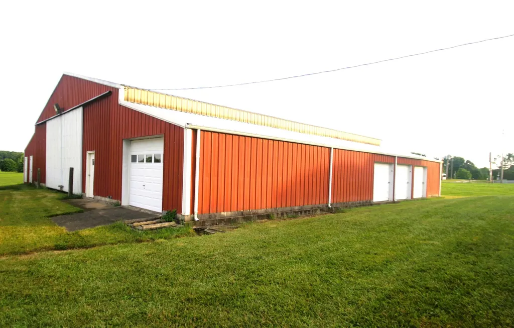 5689 Kentucky 290 Child Mckee KY 40447