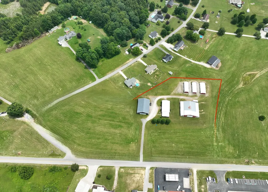 5689 Kentucky 290 Child Mckee KY 40447