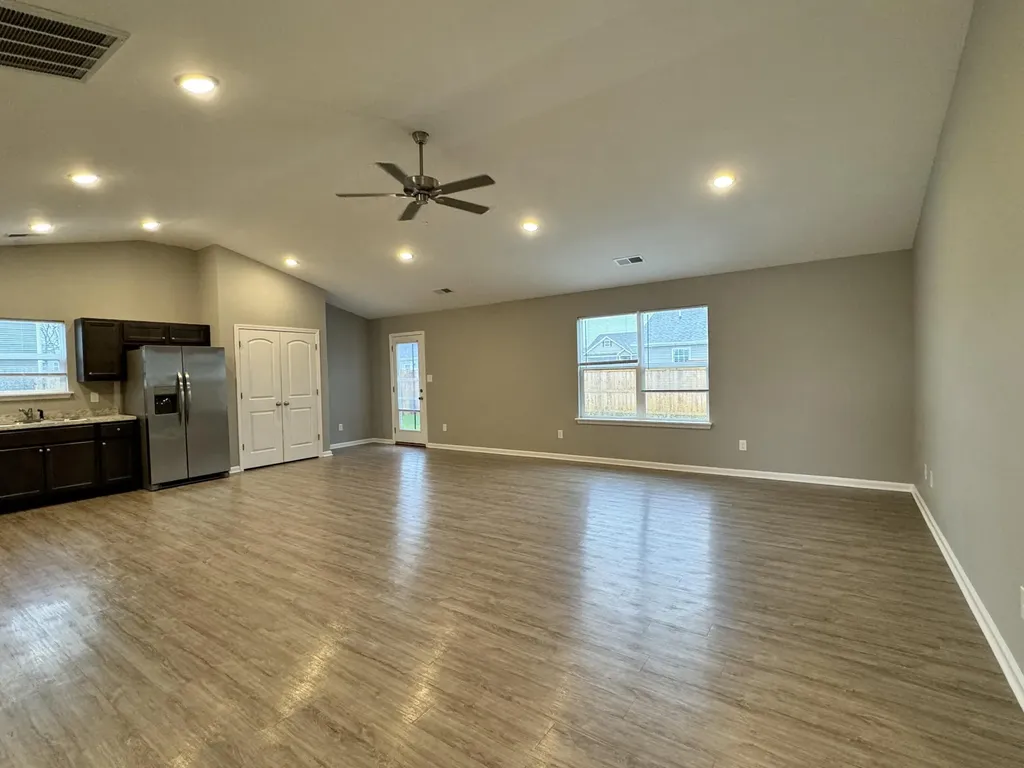 401 Skaggs Boulevard Nicholasville KY 40356