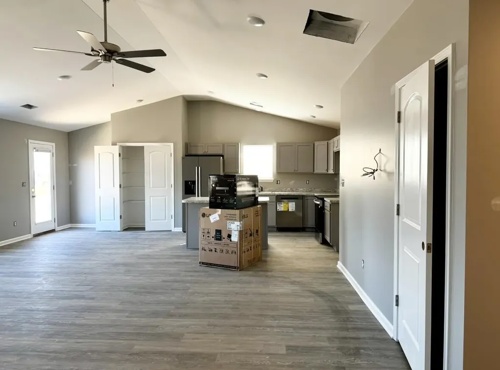 401 Skaggs Boulevard Nicholasville KY 40356