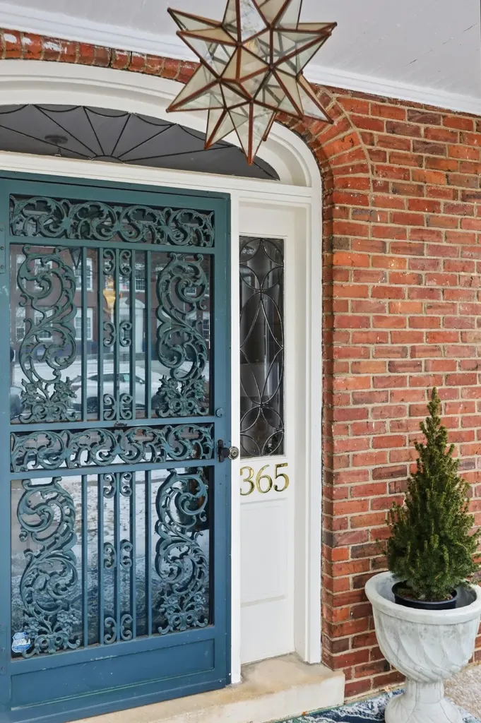 365 Henry Clay Boulevard Lexington KY 40502