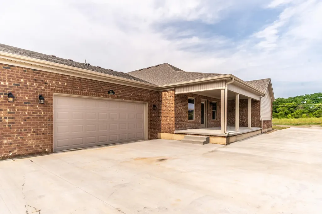 160 Garden Gate Drive Berea KY 40403