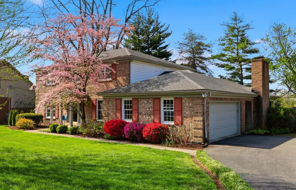828 Cahaba Road Lexington KY 40502