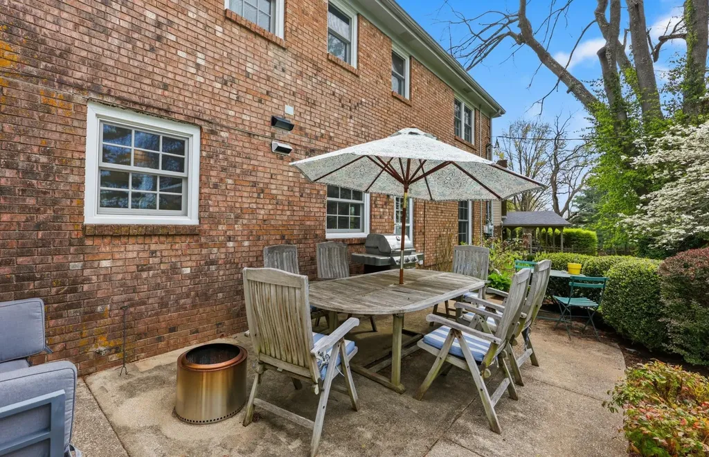828 Cahaba Road Lexington KY 40502