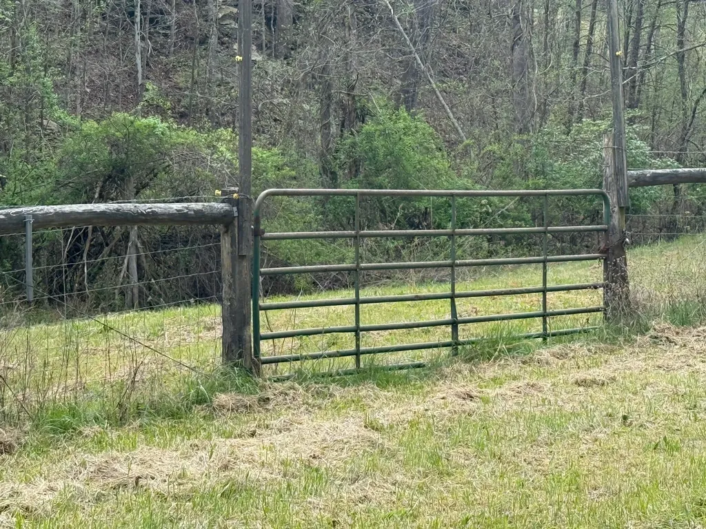 Tract 3 Deer Valley Road Berea KY 40403