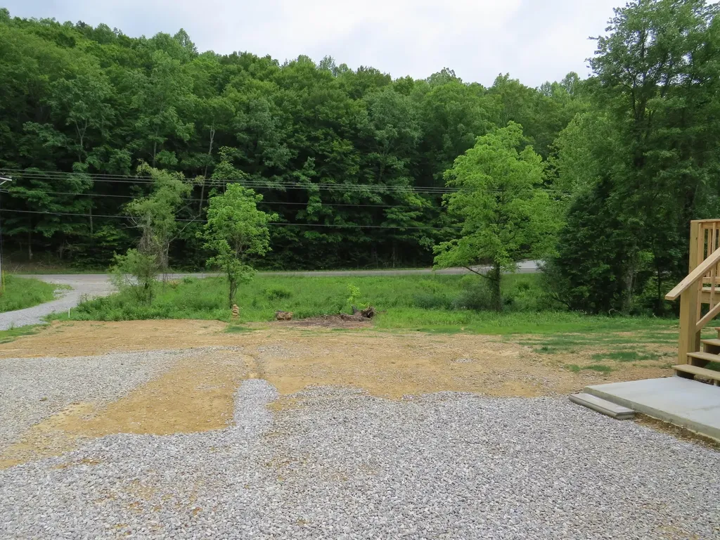3590 Key 233 Gray KY 40734