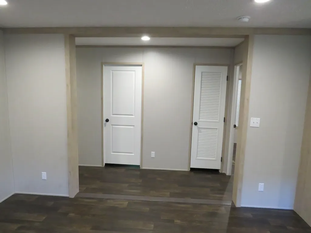 3590 Key 233 Gray KY 40734