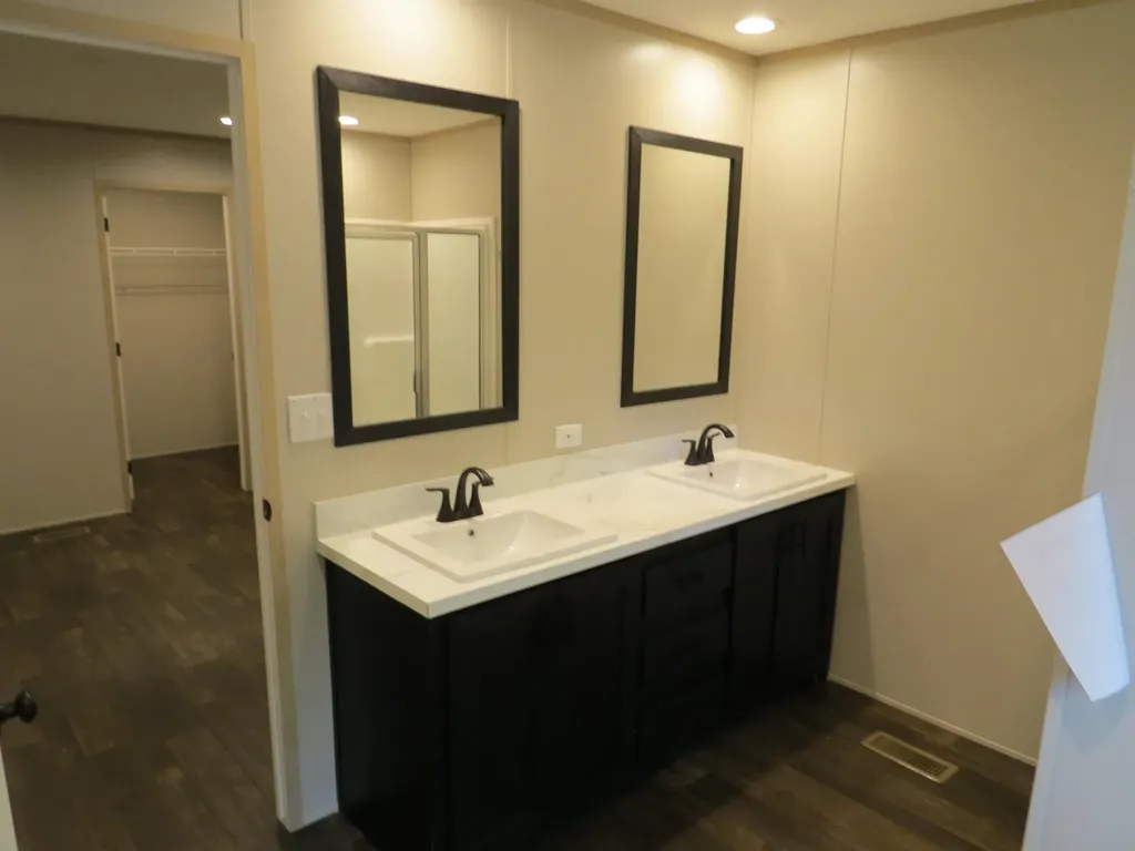 3590 Key 233 Gray KY 40734
