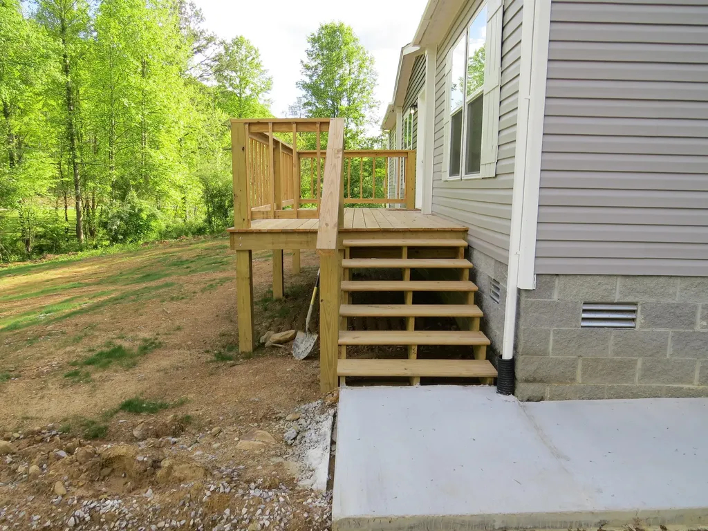 3590 Key 233 Gray KY 40734