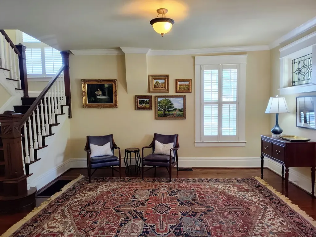 116 Forest Avenue Lexington KY 40508