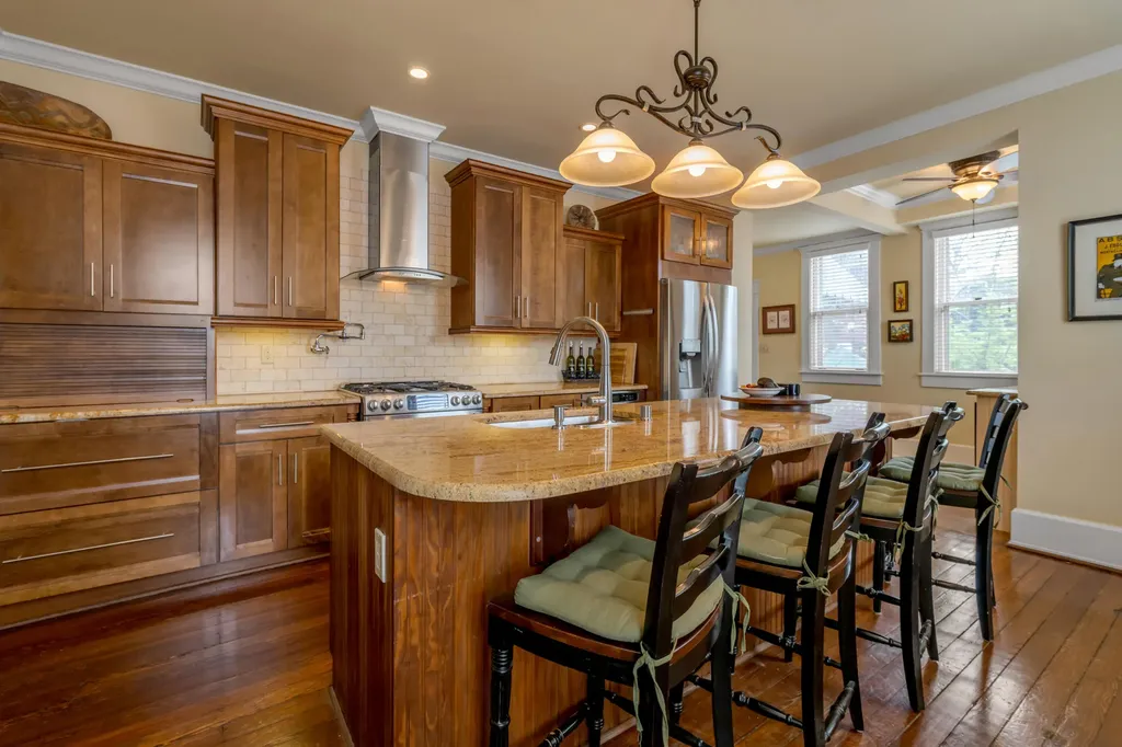 116 Forest Avenue Lexington KY 40508