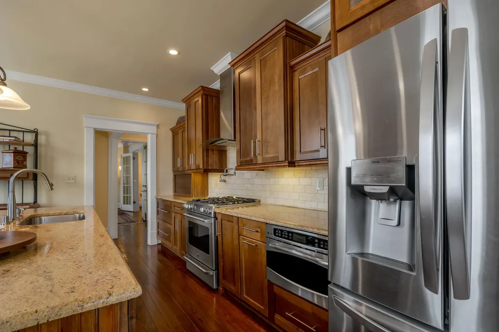 116 Forest Avenue Lexington KY 40508
