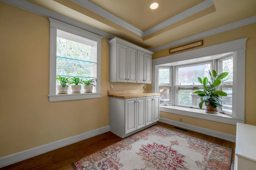 116 Forest Avenue Lexington KY 40508