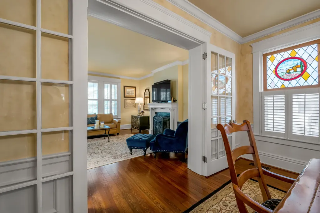 116 Forest Avenue Lexington KY 40508