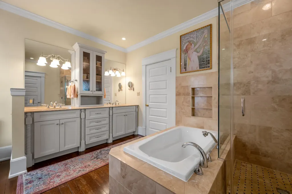 116 Forest Avenue Lexington KY 40508