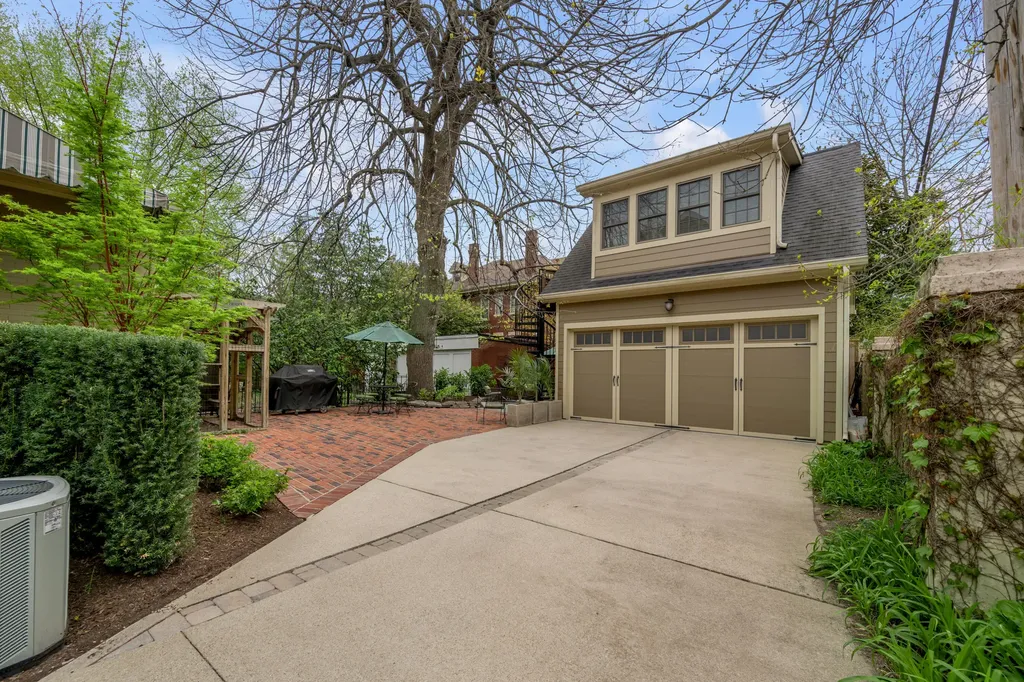 116 Forest Avenue Lexington KY 40508