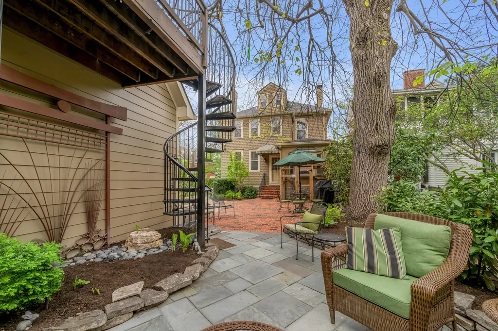 116 Forest Avenue Lexington KY 40508