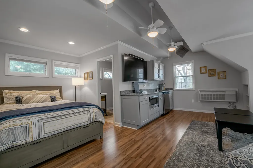 116 Forest Avenue Lexington KY 40508