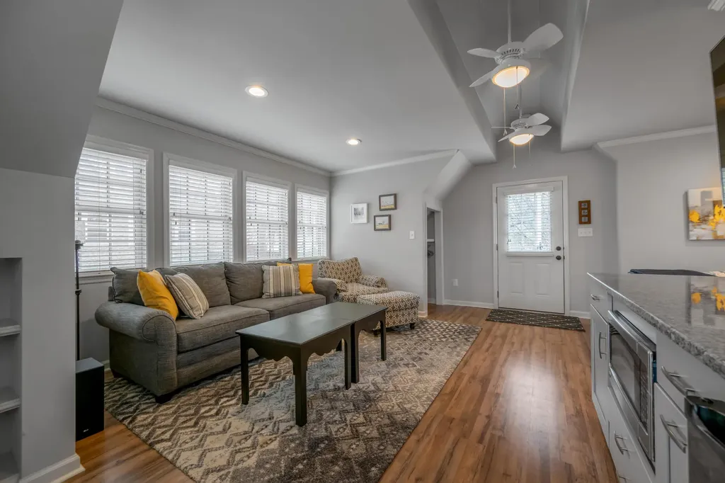 116 Forest Avenue Lexington KY 40508