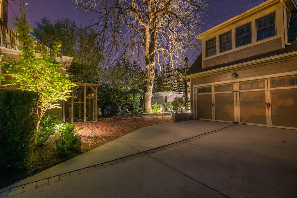 116 Forest Avenue Lexington KY 40508