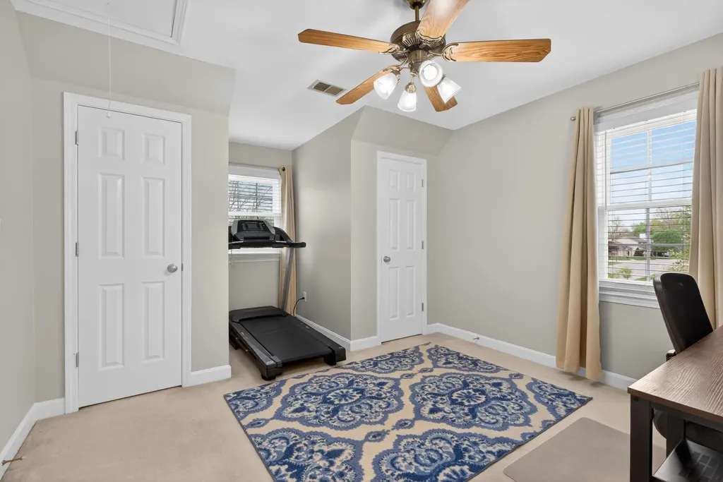 1055 Forest Lake Drive Lexington KY 40515