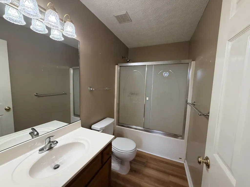 3204 Reuben Lane Lexington KY 40509