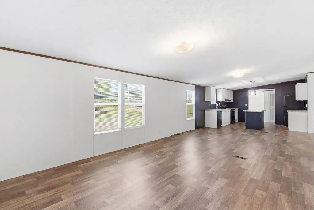 2741 Highway 1955 Mckee KY 40447