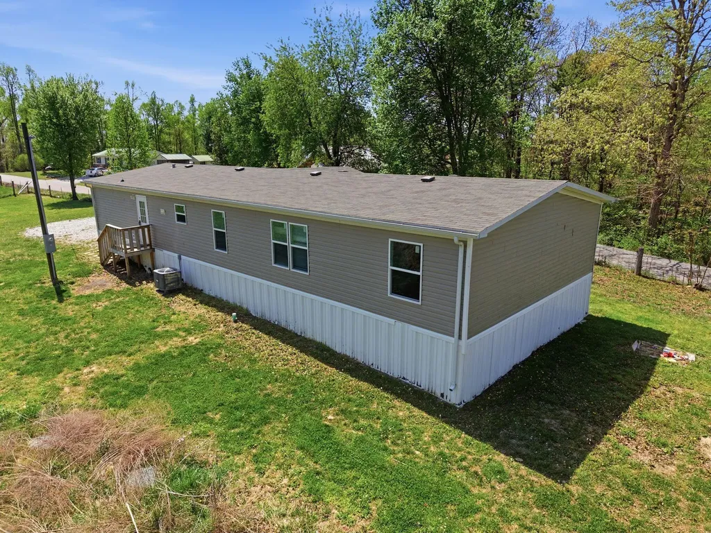 2741 Highway 1955 Mckee KY 40447