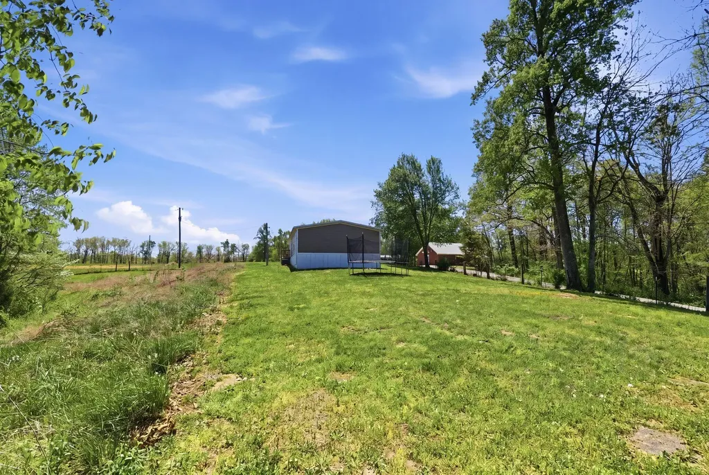 2741 Highway 1955 Mckee KY 40447