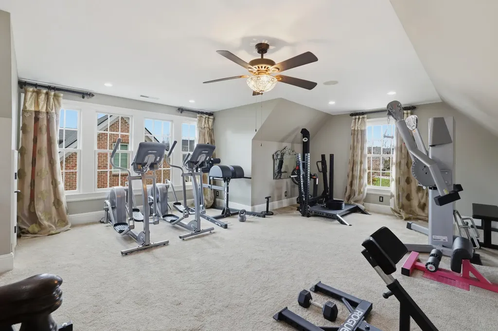 3025 Bobwhite Trail Lexington KY 40509