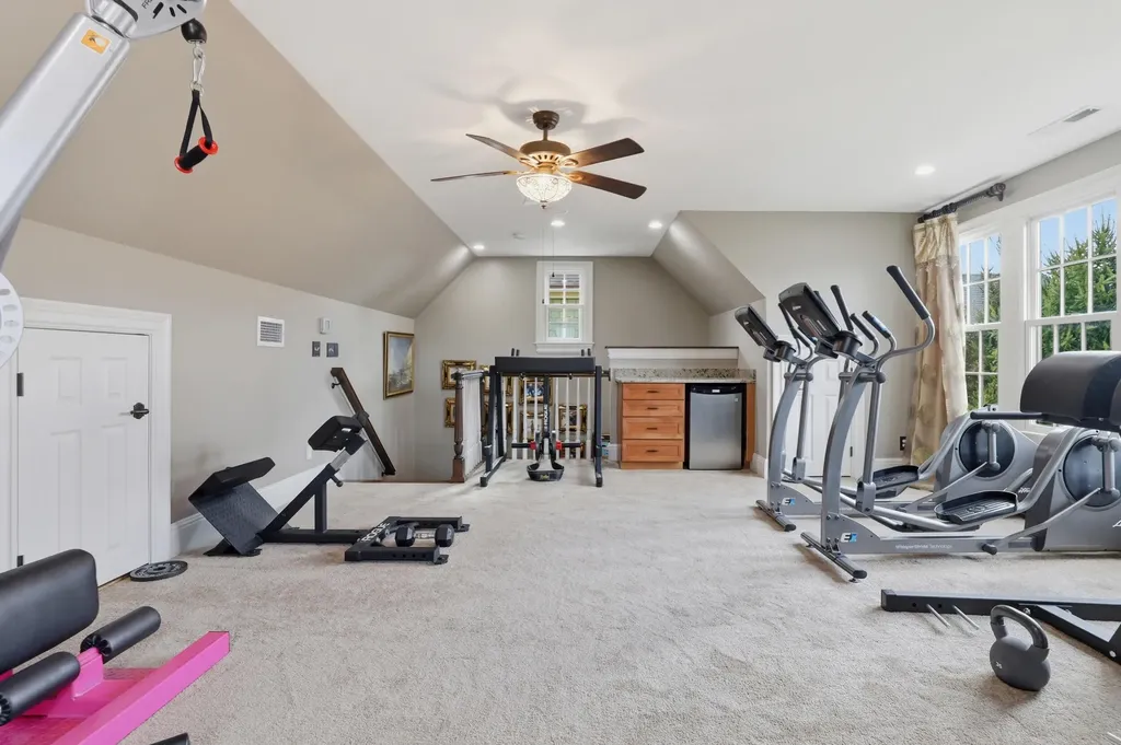 3025 Bobwhite Trail Lexington KY 40509