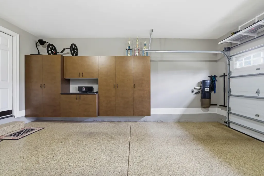 3025 Bobwhite Trail Lexington KY 40509