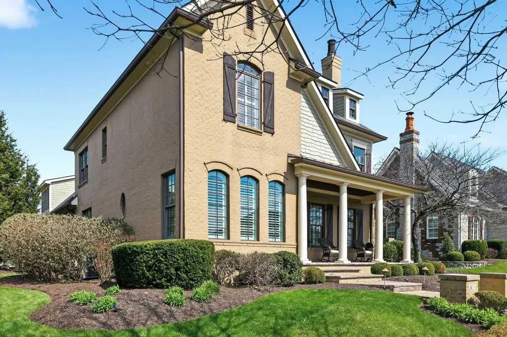 3025 Bobwhite Trail Lexington KY 40509