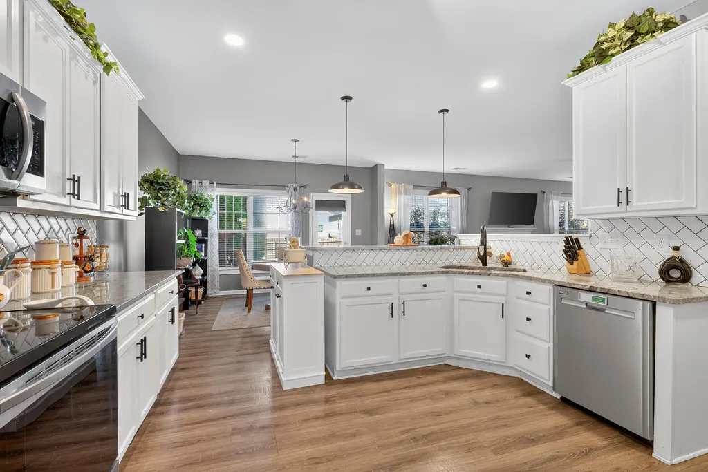 1052 Jouett Creek Drive Lexington KY 40509