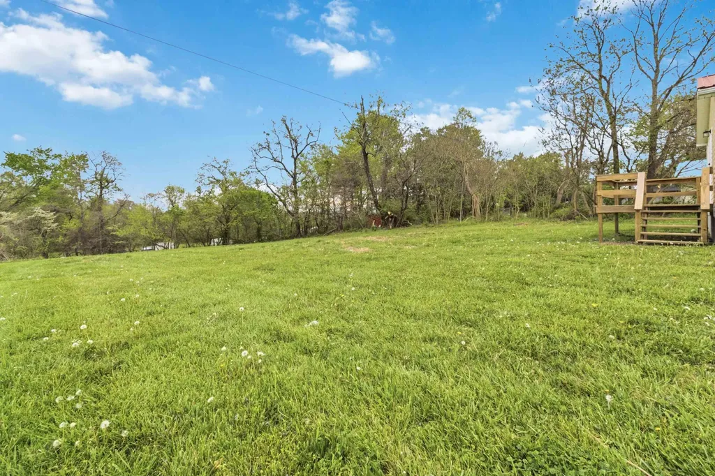 4772 N Highway 1247 Science Hill KY 42553