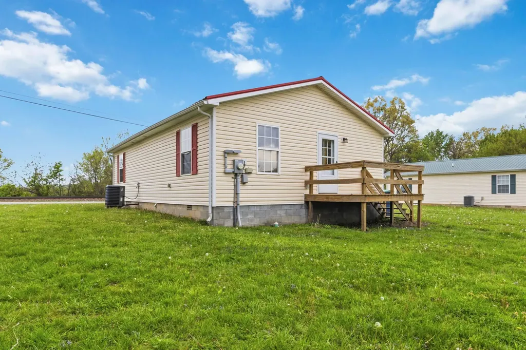 4772 N Highway 1247 Science Hill KY 42553