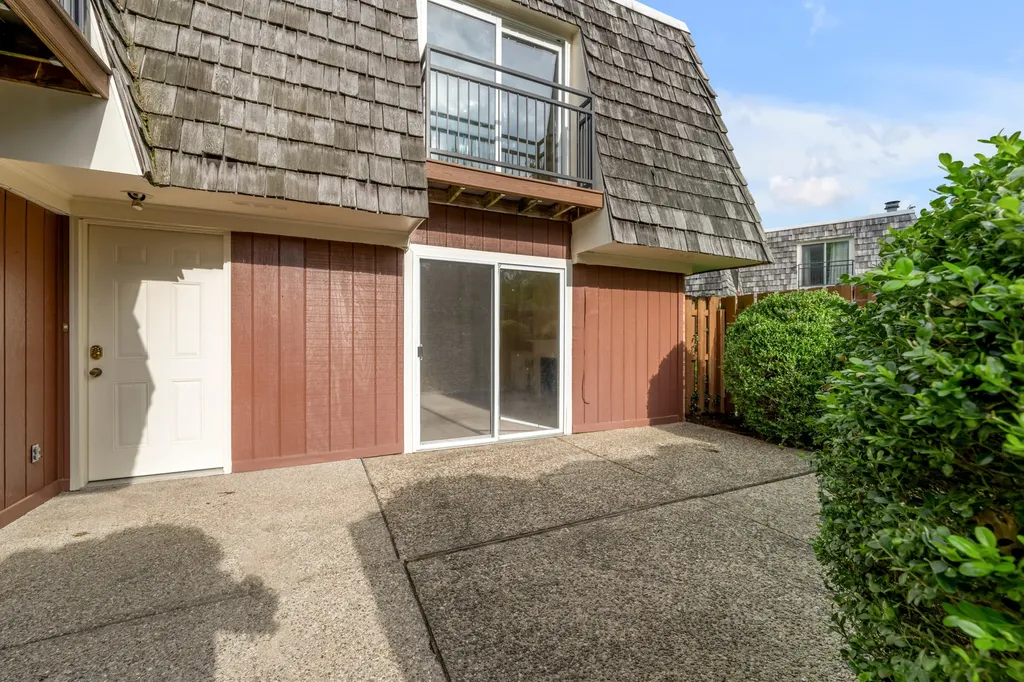 813 Turkey Foot Court Lexington KY 40502