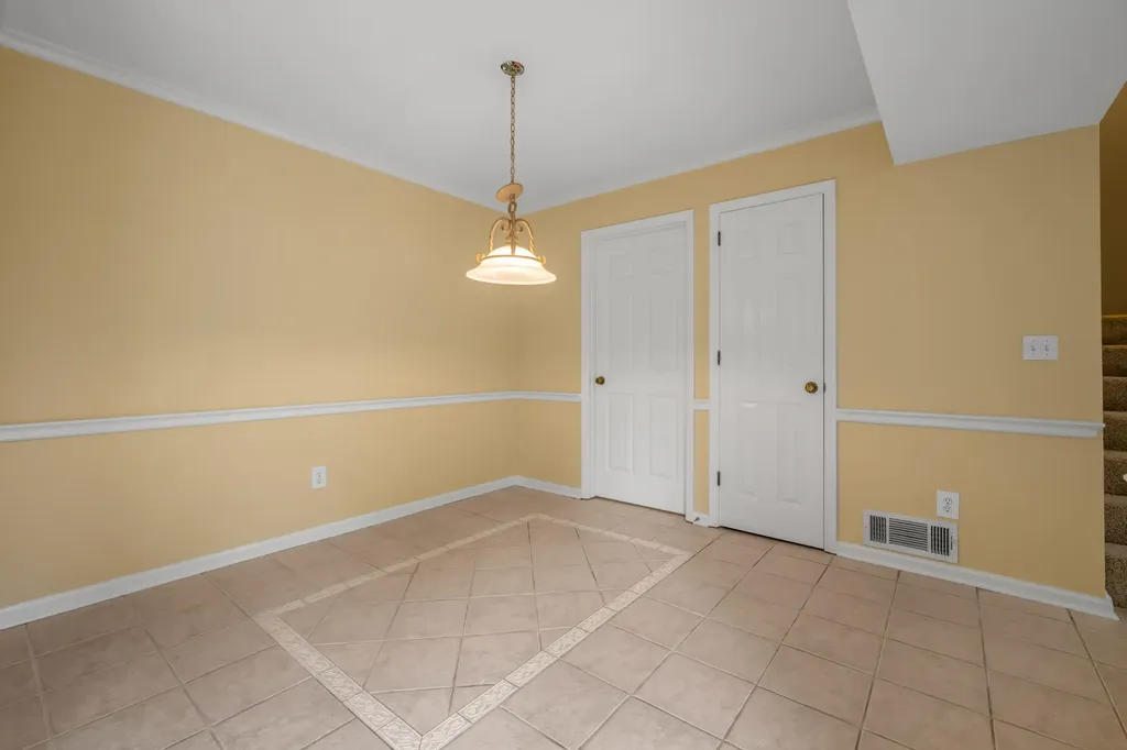 813 Turkey Foot Court Lexington KY 40502