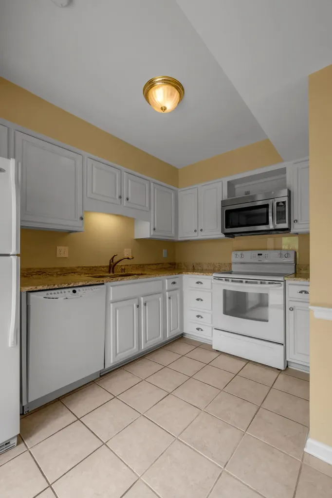 813 Turkey Foot Court Lexington KY 40502