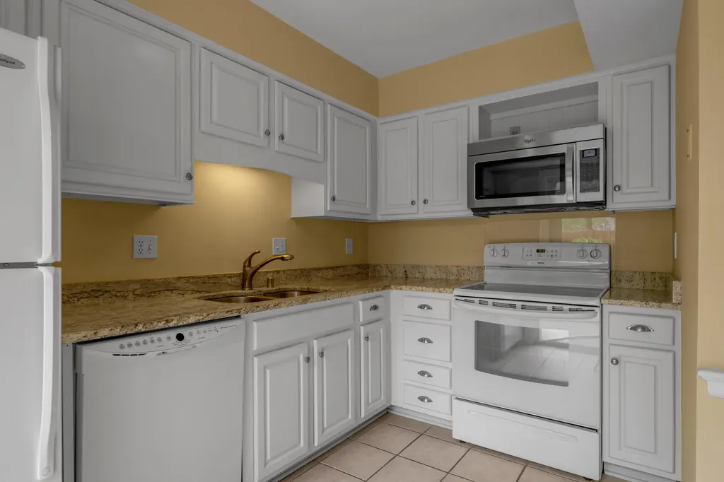 813 Turkey Foot Court Lexington KY 40502