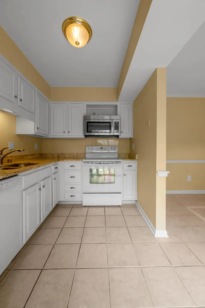 813 Turkey Foot Court Lexington KY 40502